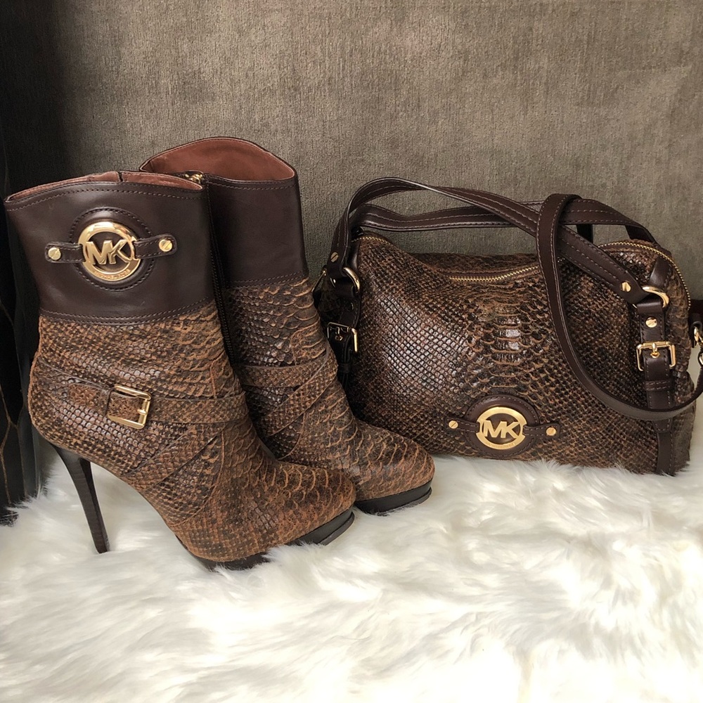 Michael Kors Stockard Bootie & Handbag.
